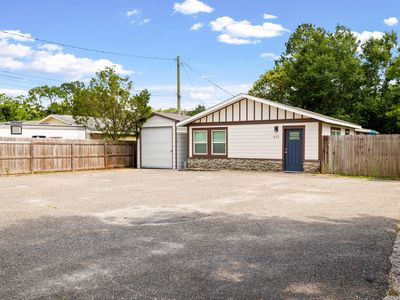 423 Green Acres Rd