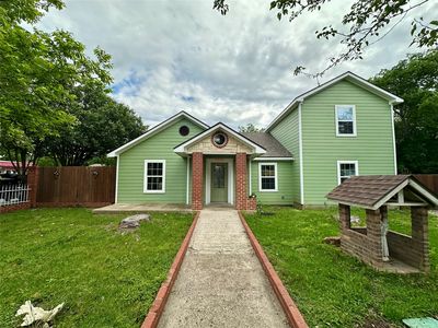 3642 Ada Ave