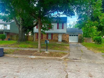 Property at 15815 Boridge Cir, Houston, TX