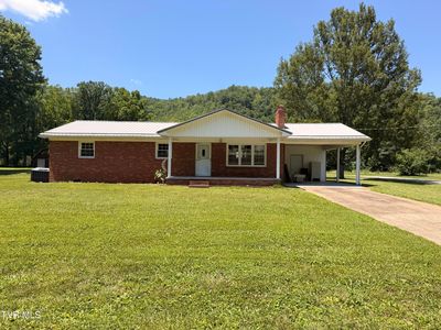 202 Bowman Rd