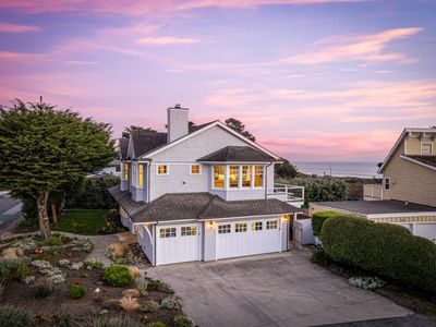 2 Alameda Ave