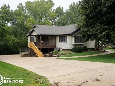 108 Hickory Ln