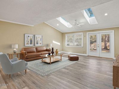 1025 W 19th St APT 2A