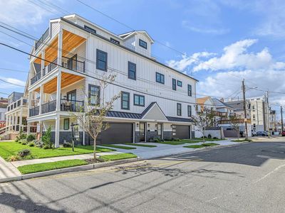 5201 Atlantic Ave Unit B