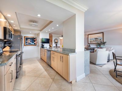 4000 Towerside Ter APT 1005