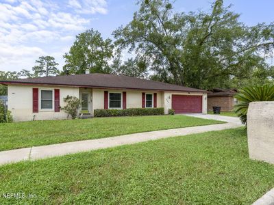 1222 SQUIRREL Lane S