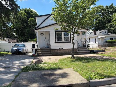 634 Hillside Court