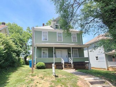 1114 Lafayette Blvd NW