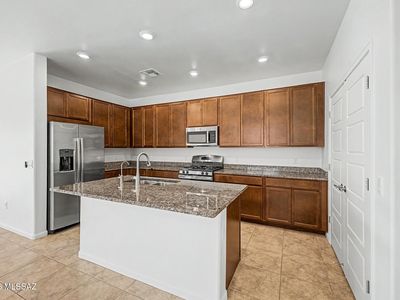 7803 S Sugarbend Dr