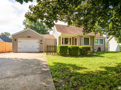 706 W Elm St