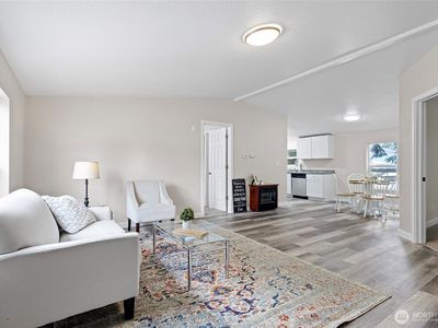 1320 N Oak Harbor Street #1