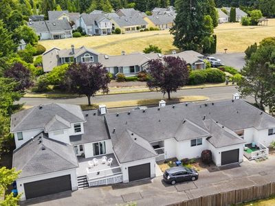 9757 Spinnaker Blvd NW