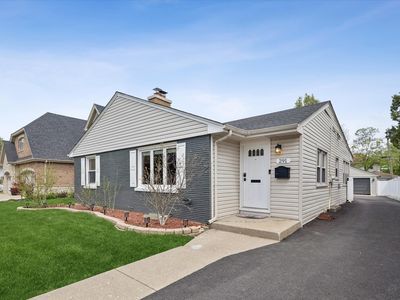 291 N Maple Ave