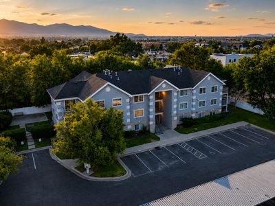 30 W 7500 S APT 18