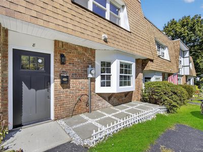 8 Roundtree Court
