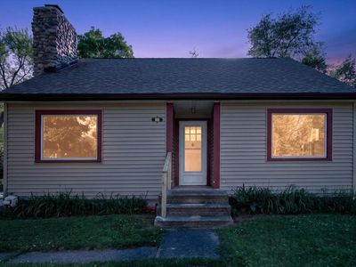 868 Woodbine Blvd