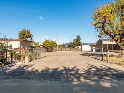 505 E Railroad Avenue