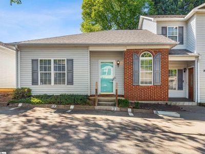 33 Huntress Dr