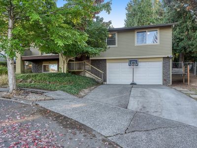 Property at 466 SW 6th St, Gresham, OR