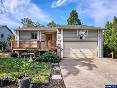 2257 Hemlock Ct NW