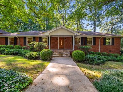 1490 Council Bluff Dr NE