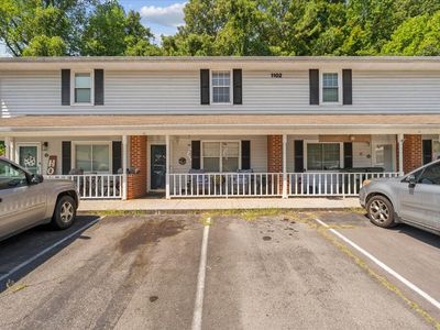 1102 Brookwood Ln