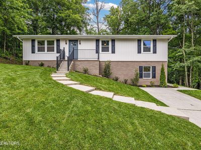 6112 NE Northcrest Cir