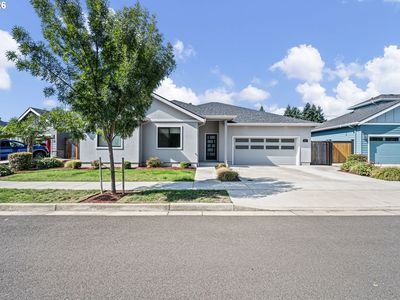 871 Salmonberry St