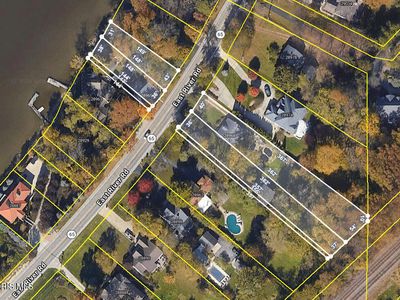 Property at 28965 E River Rd, Perrysburg, OH