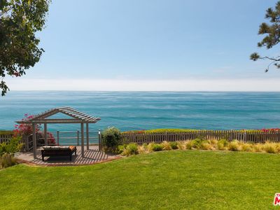 28980 Cliffside Dr