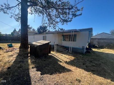 705 W Linn Rd