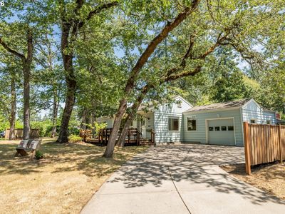 190 W 36th Ave