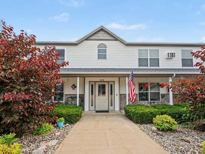 609 Trinity Dr Unit 4