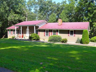 5651 Howell Dr