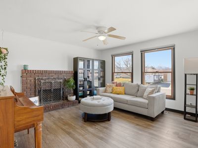 12753 S Gilbert Dr W