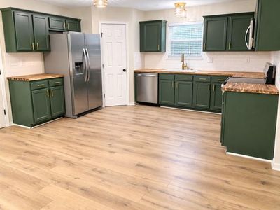 313 NE Coldwater Creek Rd