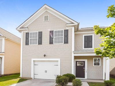 140 Whitton Ct