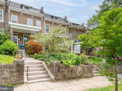 318 Varnum St NW