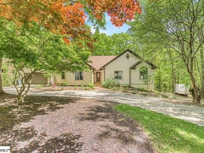 228 Muirfield Dr