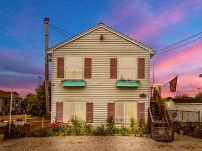34 Cable Ave