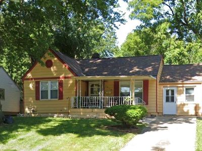 6318 Bellefontaine Ave