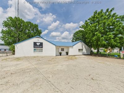 Property at 2404 Grant Ave, Saint Albans, WV