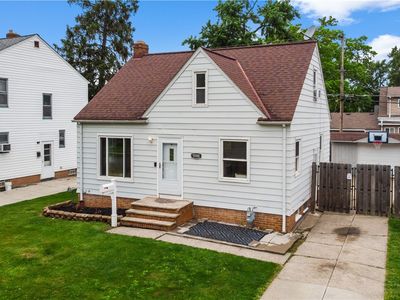 5000 Kenmore Ave