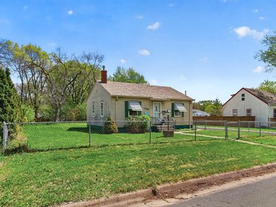 4709 2 1/2 St NE
