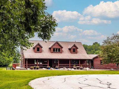 N72W27020 White Pine DRIVE