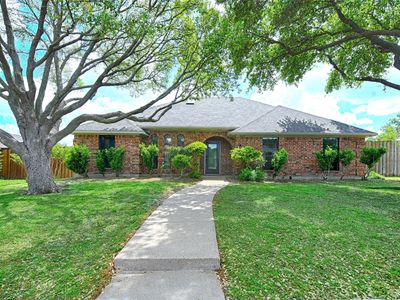 2008 Winona Dr