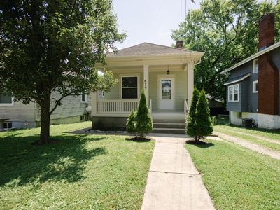 679 Elliott Ave