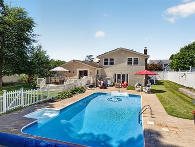 6 Topaz Ln