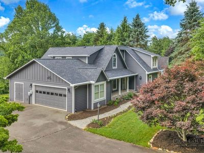 458 Fairway Ridge Drive