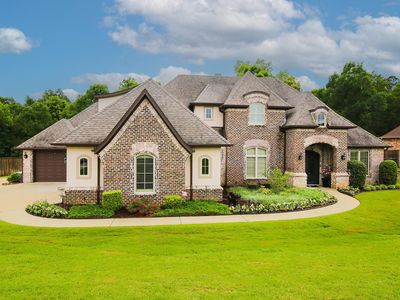 125 Alexis Dr